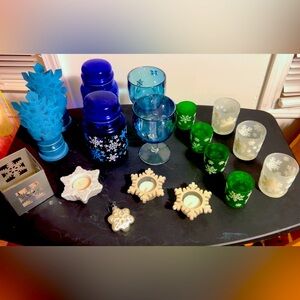 ❄️ Lot of Snowflake Holiday Decor❄️